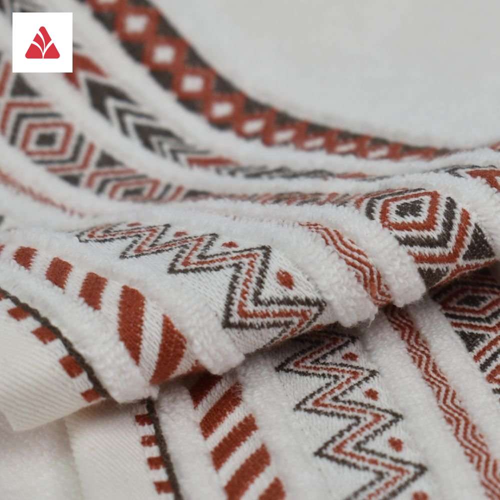 peskir-folk-mleko-bela-alt