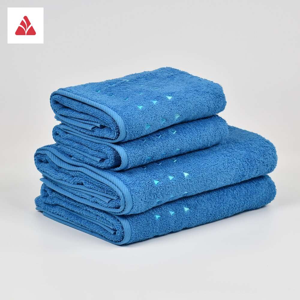 Peškir Triangl tamno plava