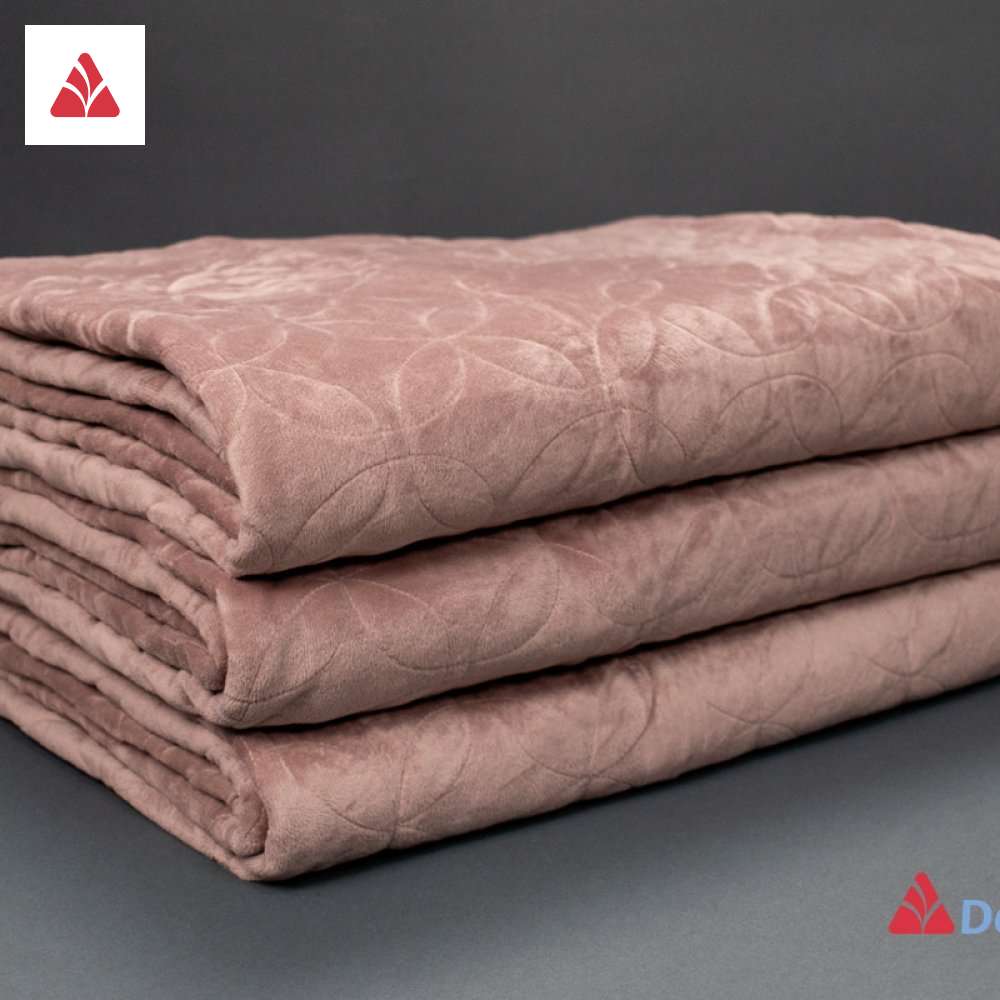 prekrivac-lara-nora-roze-alt